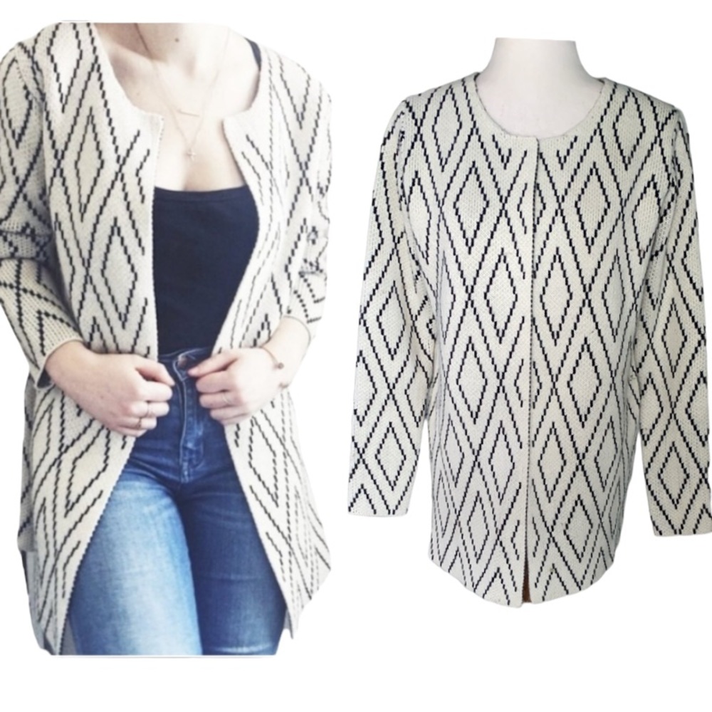 Oliver by Escio Anthropologie Cream & Black Diamond Cardigan - S